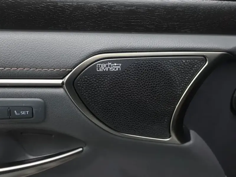 2024 Lexus ES с пробегом 42 751 км