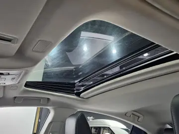 2022 Lexus ES с пробегом 127 883 км