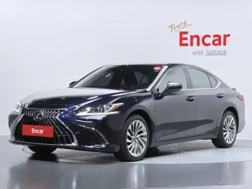 2023 Lexus ES с пробегом 55 409 км