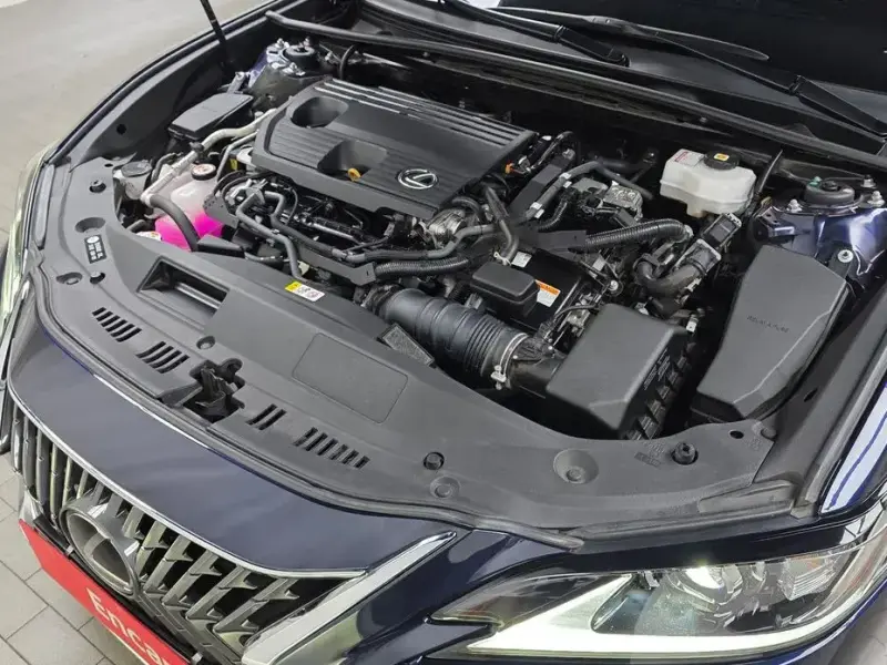 2023 Lexus ES с пробегом 55 409 км