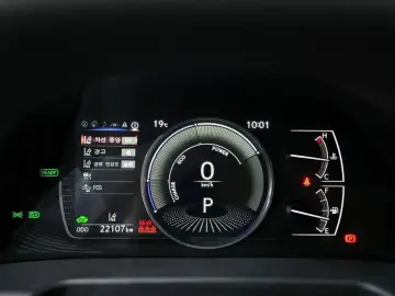 2024 Lexus ES с пробегом 22 107 км