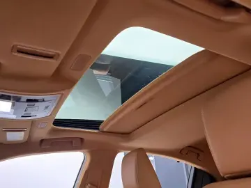 2024 Lexus ES с пробегом 22 107 км
