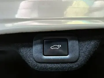 2024 Lexus ES с пробегом 22 107 км