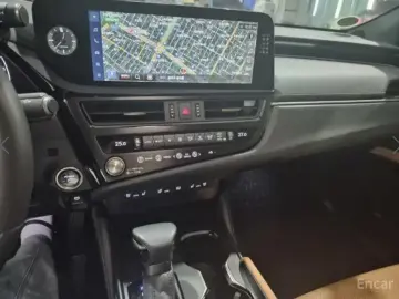 2023 Lexus ES с пробегом 44 582 км