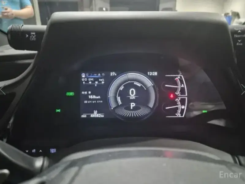 2023 Lexus ES с пробегом 44 582 км