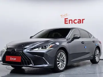 2021 Lexus ES с пробегом 43 704 км