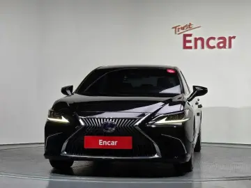 2018 Lexus ES с пробегом 123 352 км