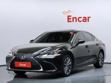 2021 Lexus ES с пробегом 93 623 км