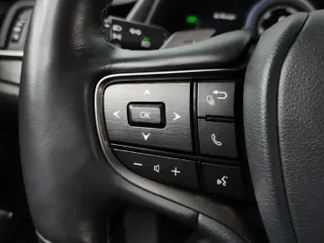 2021 Lexus ES с пробегом 93 623 км