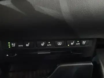 2021 Lexus ES с пробегом 93 623 км