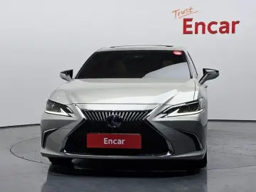 2018 Lexus ES с пробегом 95 521 км