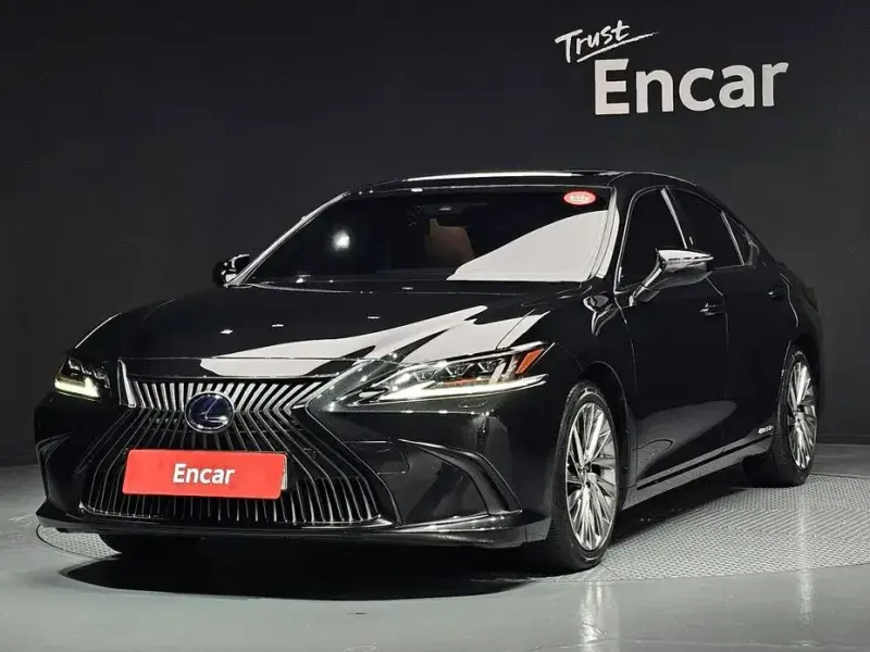 2019 Lexus ES с пробегом 97 541 км