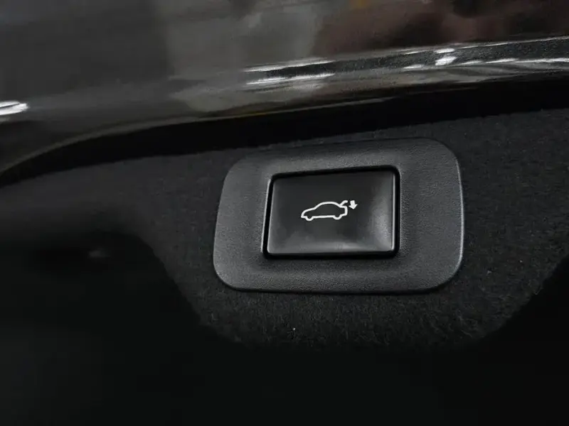 2019 Lexus ES с пробегом 97 541 км
