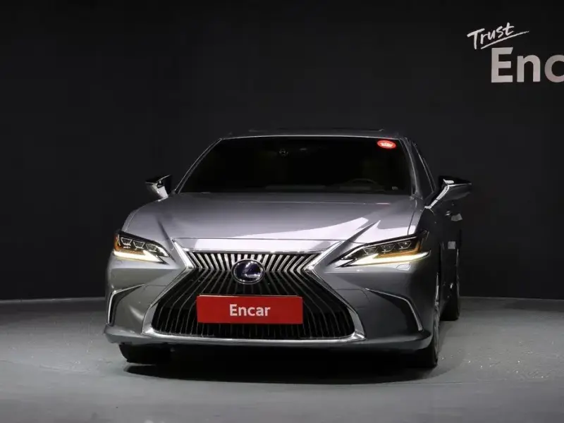 2021 Lexus ES с пробегом 89 505 км