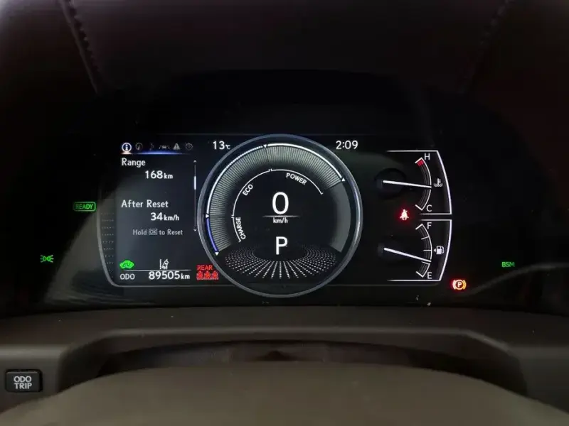 2021 Lexus ES с пробегом 89 505 км