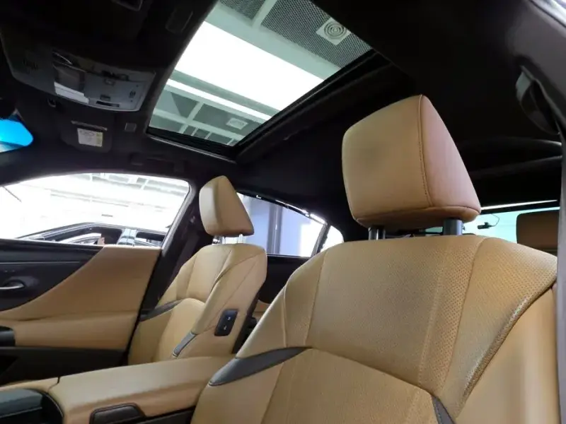2021 Lexus ES с пробегом 89 505 км