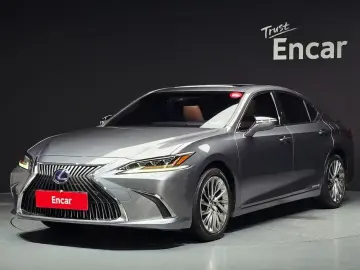 2019 Lexus ES с пробегом 135 445 км