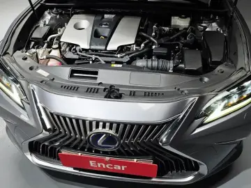 2019 Lexus ES с пробегом 135 445 км