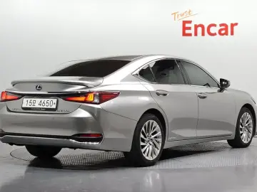 2018 Lexus ES с пробегом 78 733 км