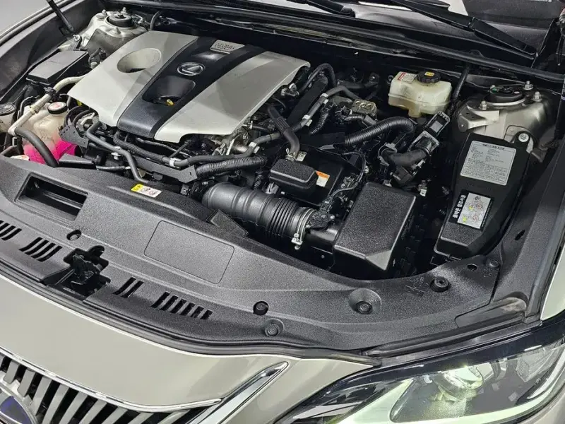 2018 Lexus ES с пробегом 78 733 км