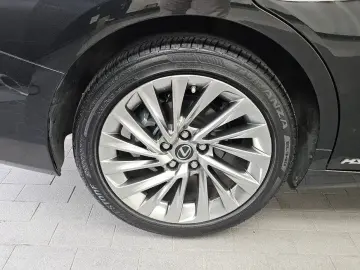 2021 Lexus ES с пробегом 48 857 км