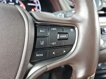2021 Lexus ES с пробегом 48 857 км