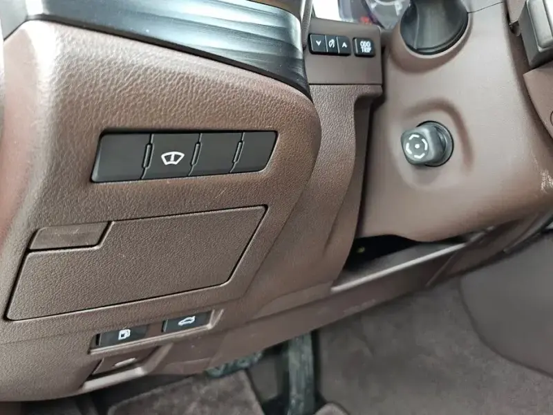 2021 Lexus ES с пробегом 48 857 км