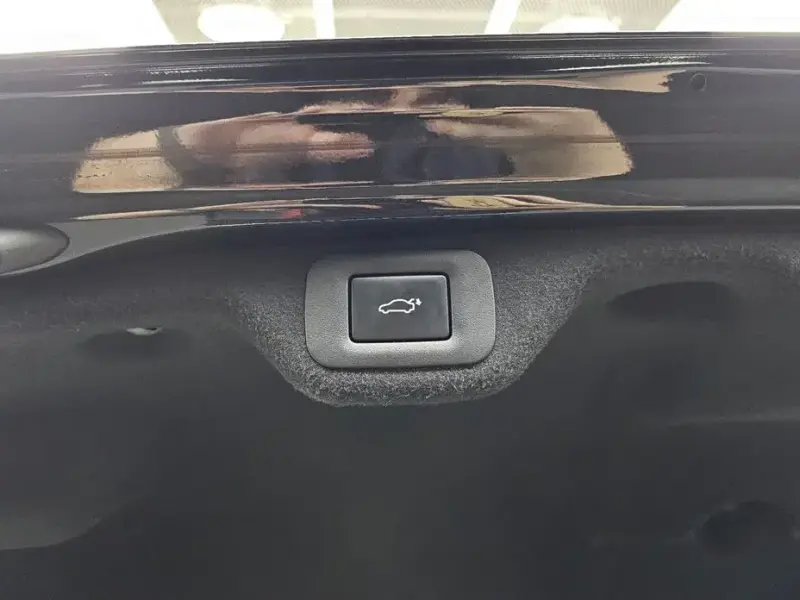 2021 Lexus ES с пробегом 48 857 км