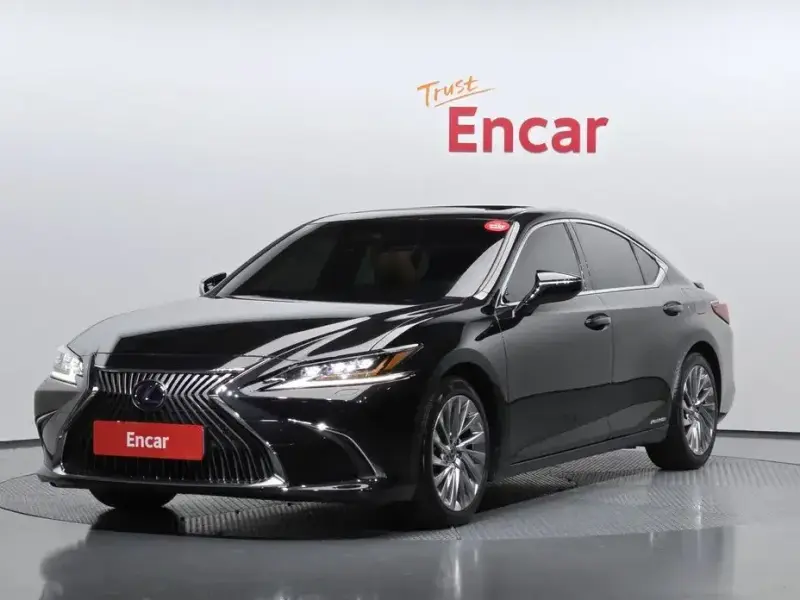 2020 Lexus ES с пробегом 57 324 км