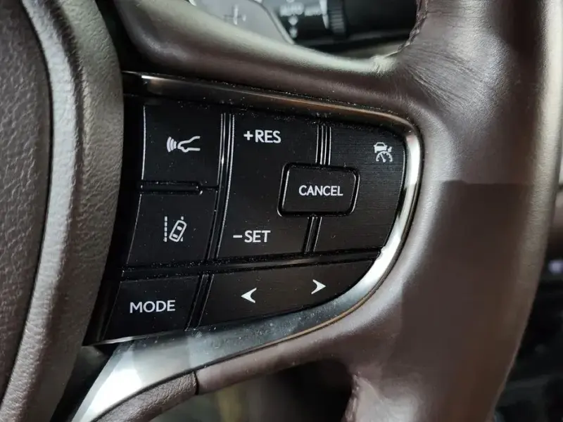 2019 Lexus ES с пробегом 91 113 км