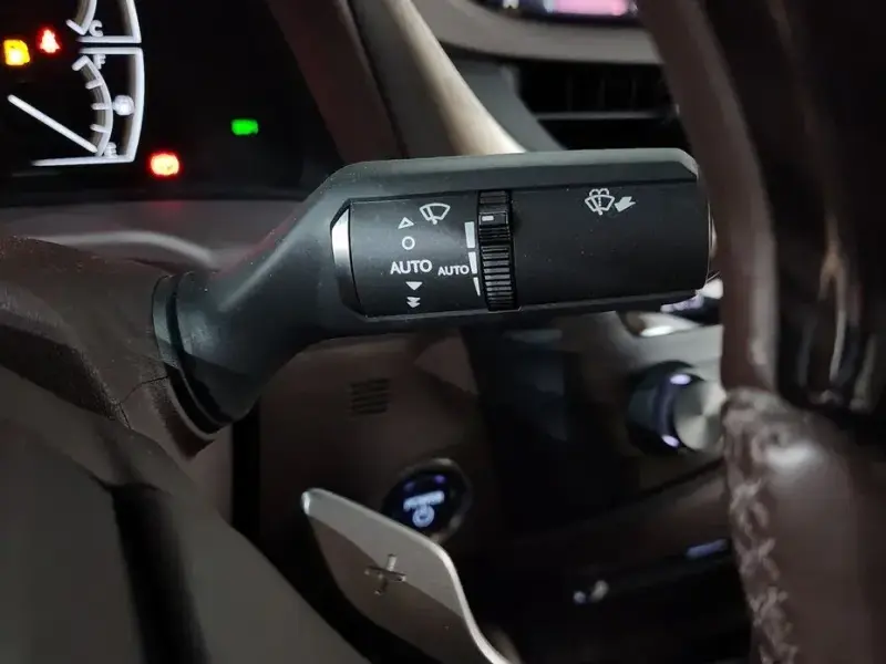 2019 Lexus ES с пробегом 91 113 км