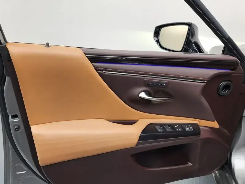 2019 Lexus ES с пробегом 91 113 км
