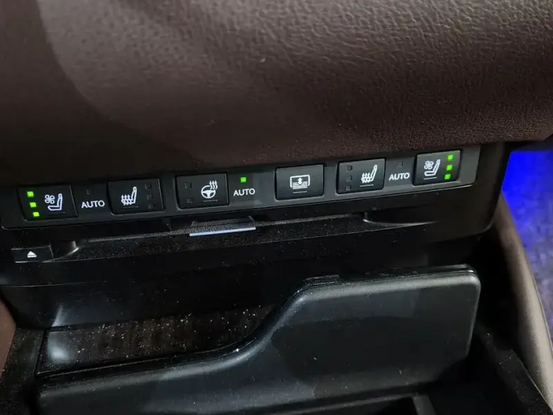 2019 Lexus ES с пробегом 91 113 км