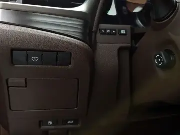 2020 Lexus ES с пробегом 57 324 км