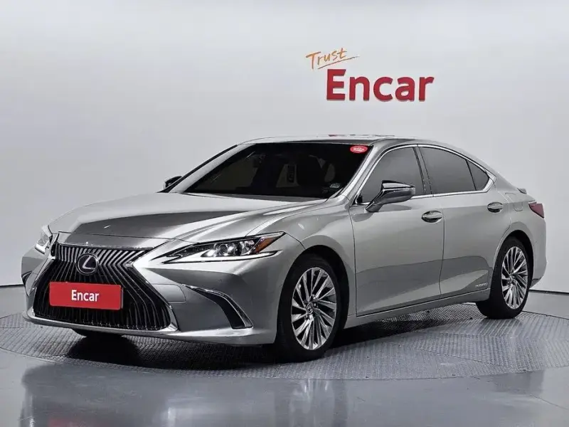 2018 Lexus ES с пробегом 115 356 км
