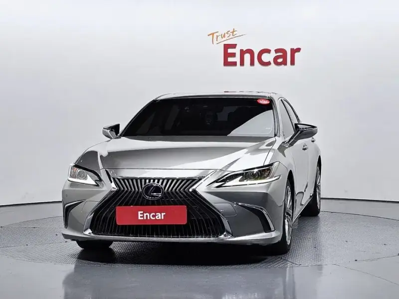 2018 Lexus ES с пробегом 115 356 км