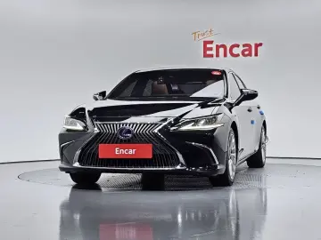 2020 Lexus ES с пробегом 81 244 км