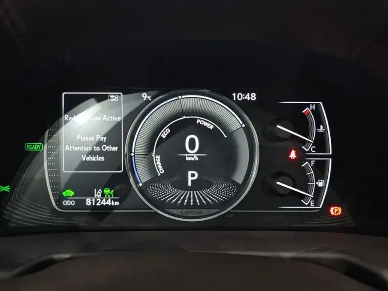 2020 Lexus ES с пробегом 81 244 км