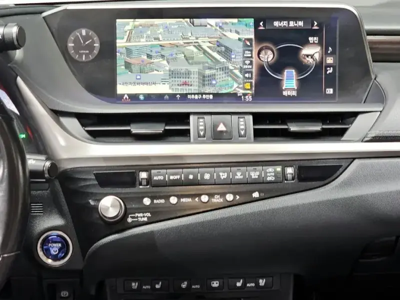 2021 Lexus ES с пробегом 100 668 км