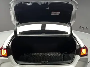 2021 Lexus ES с пробегом 100 668 км