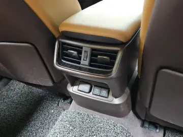 2018 Lexus ES с пробегом 92 363 км