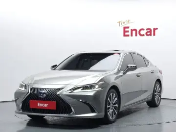 2018 Lexus ES с пробегом 117 235 км