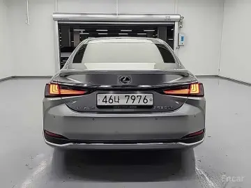 2019 Lexus ES с пробегом 52 999 км