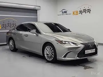 2019 Lexus ES с пробегом 52 999 км