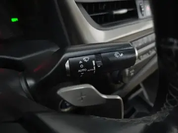 2018 Lexus ES с пробегом 117 235 км