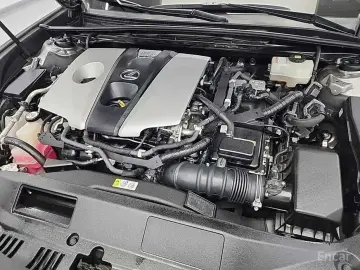 2019 Lexus ES с пробегом 52 999 км
