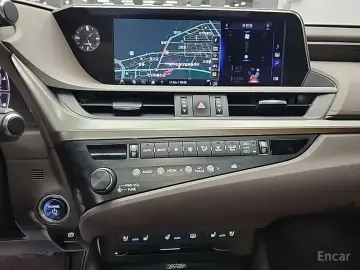 2019 Lexus ES с пробегом 52 999 км