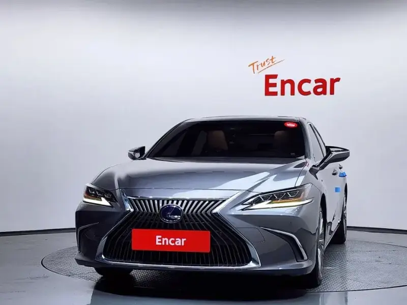 2019 Lexus ES с пробегом 78 838 км