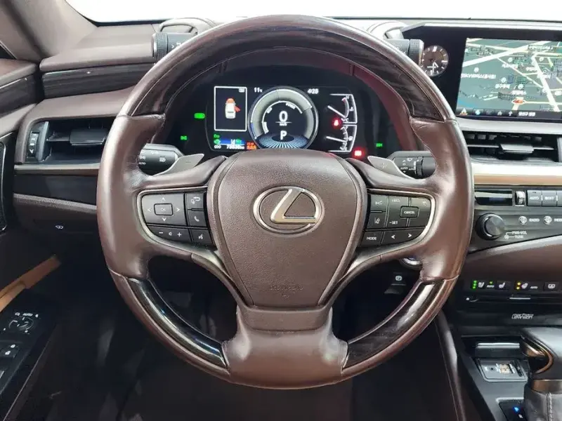 2019 Lexus ES с пробегом 78 838 км