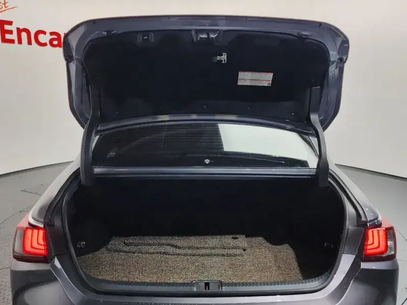 2019 Lexus ES с пробегом 78 838 км